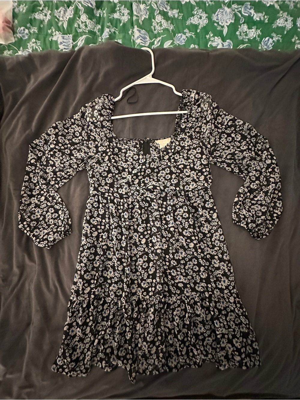 Altar’d State Floral Tiered Long Sleeve Dress - Black/White/Blue
